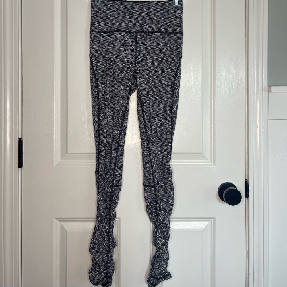 Lululemon Black & White Patterned High-Waisted Leggings